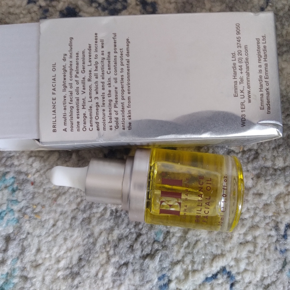 EMMA HARDIE serum